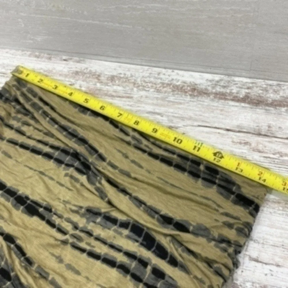 Free People Medium elastic ruched mini skirt